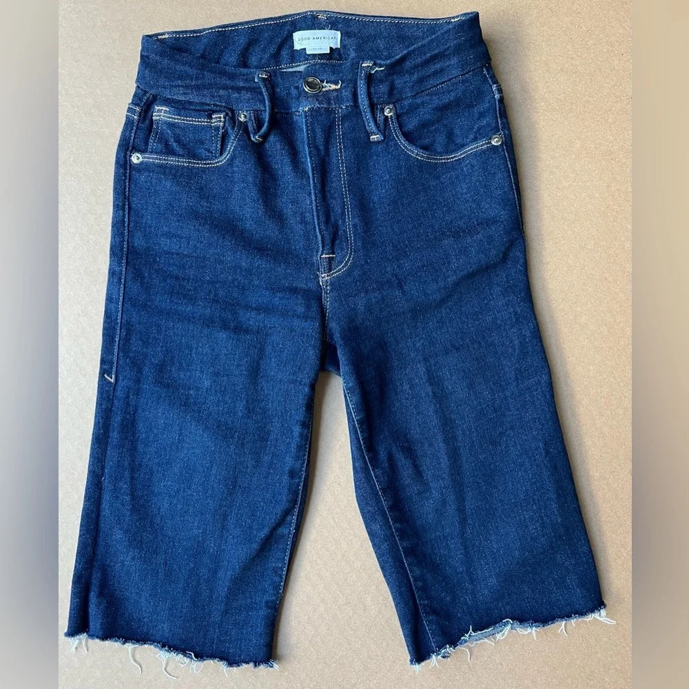 Good American Bermuda Women’s Shorts Size 6-12